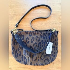 SOLD OUT Clare V Moyen messenger in cocoa pablo cat NWT